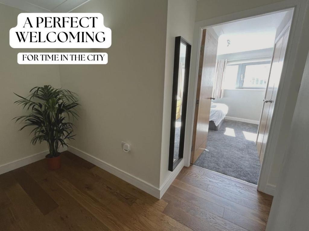 Ultra-Luxury City Centre 2 Bed Apartment, With Free Parking Cardiff Exterior foto